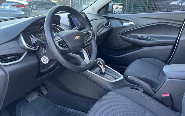 imagem-https://www.socarrao.com.br/sc-vehicle-images-prod/3887723/1789590966819-8483258_16_B_70aab2a987.jpeg