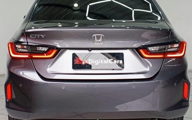 imagem-https://www.socarrao.com.br/sc-vehicle-images-prod/3887728/1790874525143-8483599_7_B_f8e40feb4f.jpeg