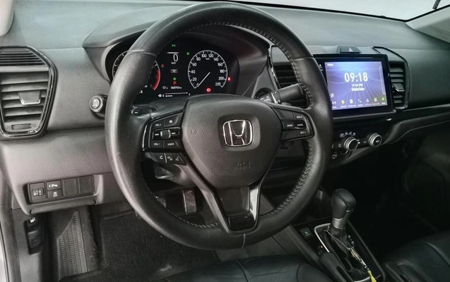 imagem-https://www.socarrao.com.br/sc-vehicle-images-prod/3887728/1790874525167-8483599_16_B_d91079bcb5.jpeg