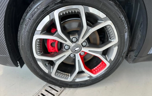 imagem-https://www.socarrao.com.br/sc-vehicle-images-prod/3887743/1789591067980-54f24e66-25d1-4d9f-978d-c31071fcbd4920260916142146.jpeg