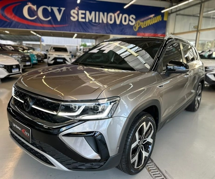 Volkswagen Taos 2024 Bege — foto 1 de 3