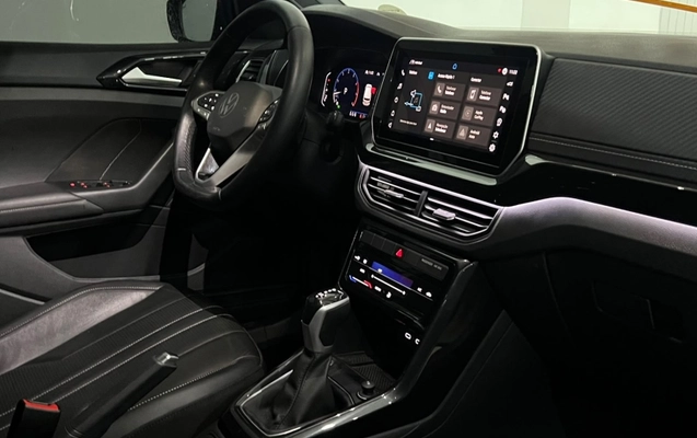 imagem-https://www.socarrao.com.br/sc-vehicle-images-prod/3887875/1789667472872-1A8zuw42Fomy0ukvRIgMFa4KsM2oJYNo.jpg