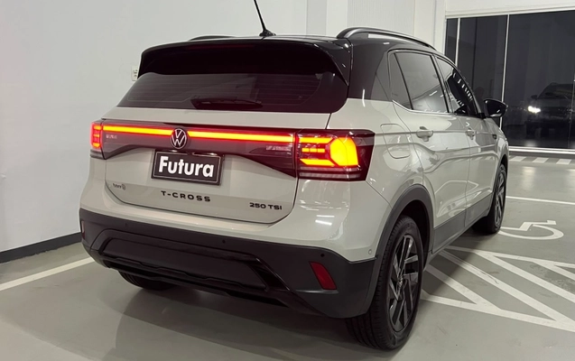 imagem-https://www.socarrao.com.br/sc-vehicle-images-prod/3887875/1789667472873-20CVLGOfYu6ikjv7LvOJLEdC7qOx3Onf.jpg