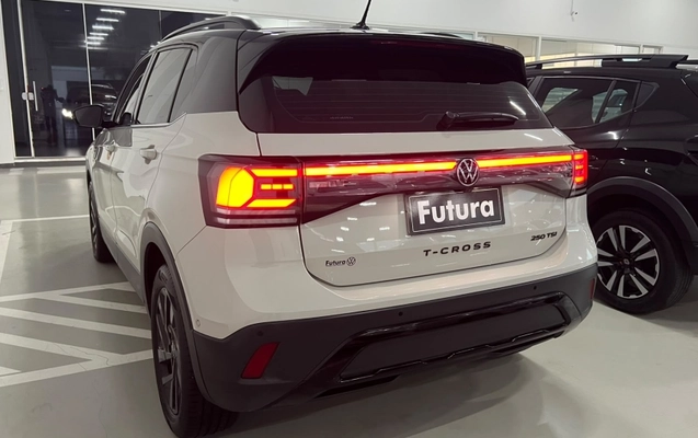 imagem-https://www.socarrao.com.br/sc-vehicle-images-prod/3887875/1789667472873-uYtYyUpvAaszjd56YtazSWoO7VEm7eft.jpg