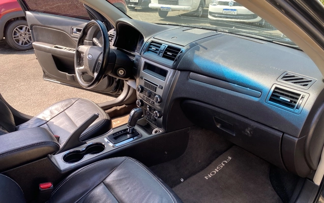 imagem-https://www.socarrao.com.br/sc-vehicle-images-prod/3887933/1789591841213-SU1HXzEyOTUuanBlZw.jpeg
