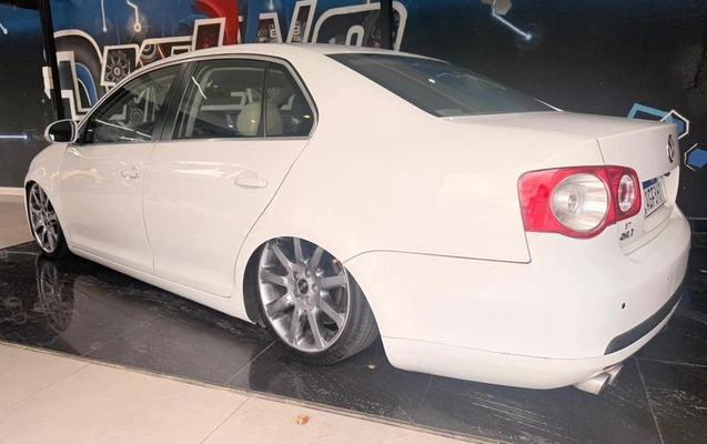 imagem-https://www.socarrao.com.br/sc-vehicle-images-prod/3887949/1789591991565-8467731_2_B_1a53e93318.jpeg