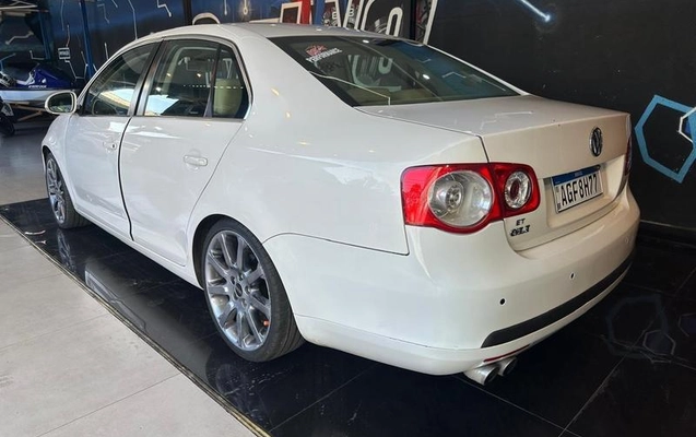 imagem-https://www.socarrao.com.br/sc-vehicle-images-prod/3887949/1789591991582-8467731_18_B_d719978aca.jpeg
