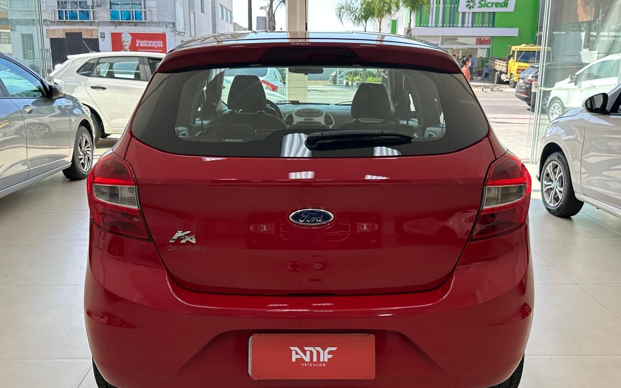 imagem-https://www.socarrao.com.br/sc-vehicle-images-prod/3888003/1789591483315-OTh1eS5qcGVn.jpeg