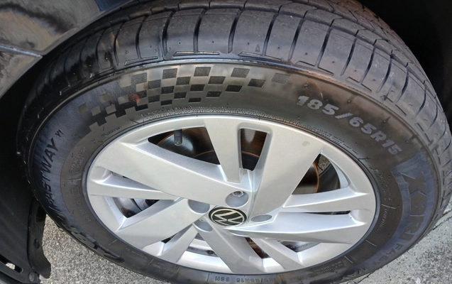 imagem-https://www.socarrao.com.br/sc-vehicle-images-prod/3888008/1789591494377-MTc4OTU5MDgzMTc4MjcwNzQwODQzMDQzOTYwNjM0MDUuanBn.jpg