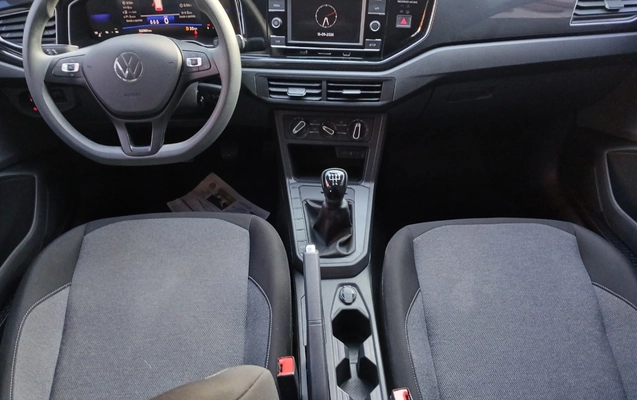 imagem-https://www.socarrao.com.br/sc-vehicle-images-prod/3888008/1789591494943-MTc4OTU5MDk2OTIxMTMxNjAxODcxODIxMTAyMjA2Ny5qcGc.jpg
