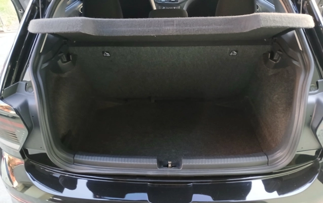 imagem-https://www.socarrao.com.br/sc-vehicle-images-prod/3888008/1789591496294-MTc4OTU5MTIxOTc5NjU3MTM3NTUzMTk4NDkzMTg4NjYuanBn.jpg