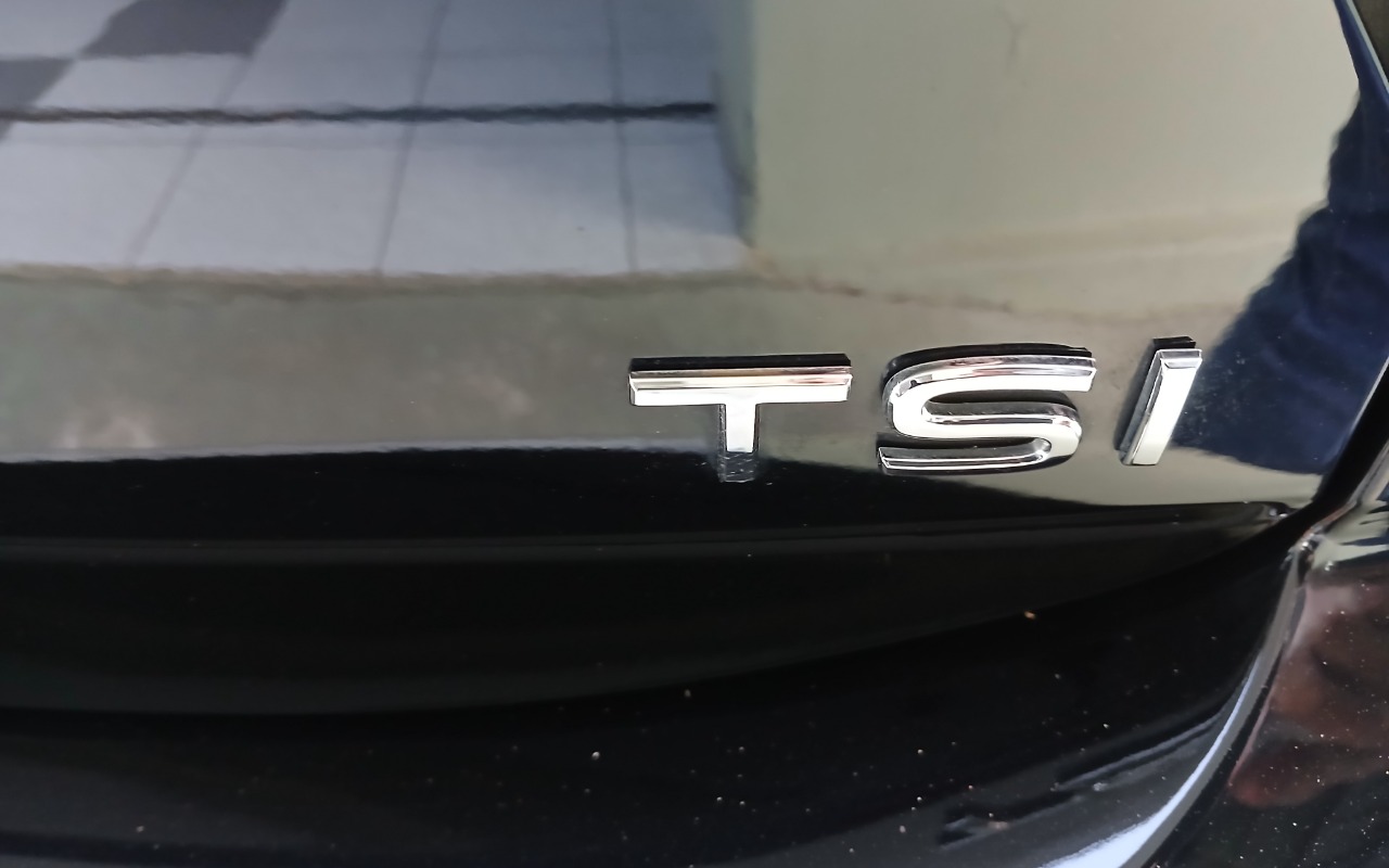 imagem-https://www.socarrao.com.br/sc-vehicle-images-prod/3888008/1789591496402-MTc4OTU5MTI0MzYzOTQ5NjA3MTAyNjg5NzAwNDQ5NzcuanBn.jpg