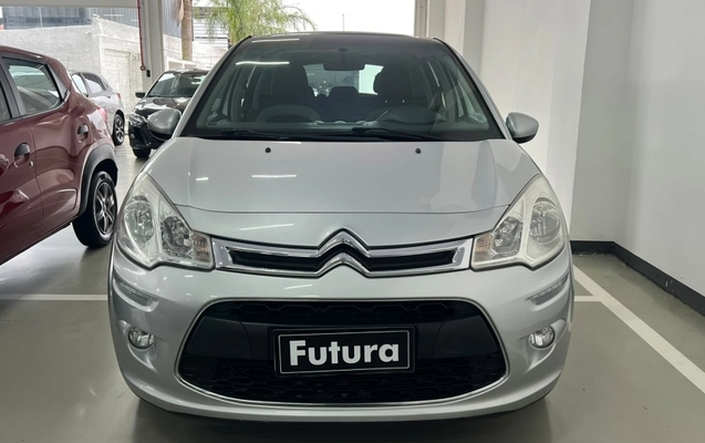 imagem-https://www.socarrao.com.br/sc-vehicle-images-prod/3888053/1789771104311-9L4bFd2Cjxx0FnkOoYbFiloitZL037dp.jpg