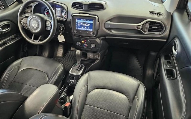 imagem-https://www.socarrao.com.br/sc-vehicle-images-prod/3888106/1789591789646-8484303_12_B_c65a626568.jpeg