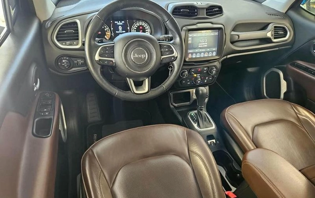 imagem-https://www.socarrao.com.br/sc-vehicle-images-prod/3888107/1789591799504-8445801_5_B_dde99b6d82.jpeg