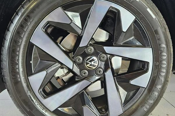 imagem-https://www.socarrao.com.br/sc-vehicle-images-prod/3888108/1789591802169-8468742_0_B_9990d1aeb2.jpeg
