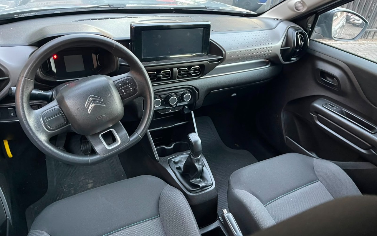 imagem-https://www.socarrao.com.br/sc-vehicle-images-prod/3888113/1789591918754-V2hhdHNBcHAgSW1hZ2UgMjAyNi0wNy0xNiBhdCAxNy4zNi40NyAoMikuanBlZw.jpeg