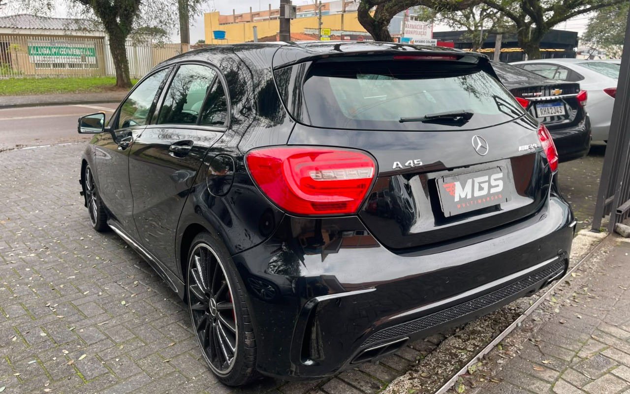 imagem-https://www.socarrao.com.br/sc-vehicle-images-prod/3888203/1789592179372-V2hhdHNBcHAgSW1hZ2UgMjAyNi0wOC0wOCBhdCAxMC4wNC4xOS5qcGVn.jpeg