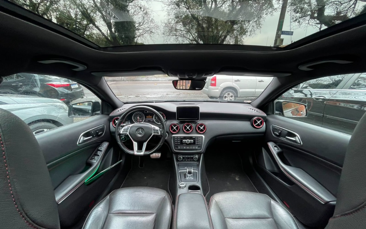 imagem-https://www.socarrao.com.br/sc-vehicle-images-prod/3888203/1789592179772-V2hhdHNBcHAgSW1hZ2UgMjAyNi0wOC0wOCBhdCAxMC4wNC4yMyAoMikuanBlZw.jpeg