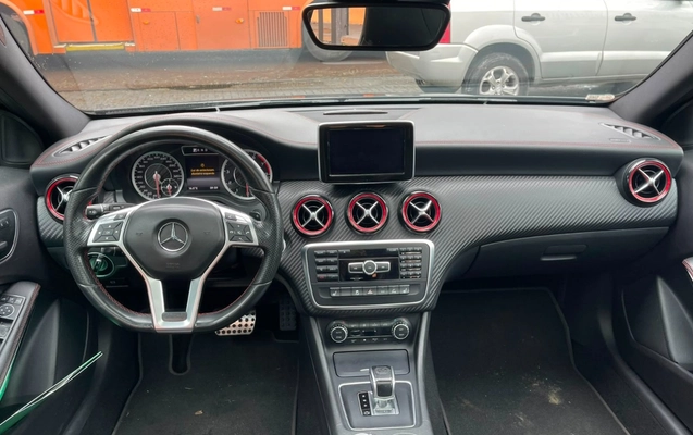 imagem-https://www.socarrao.com.br/sc-vehicle-images-prod/3888203/1789592180024-V2hhdHNBcHAgSW1hZ2UgMjAyNi0wOC0wOCBhdCAxMC4wNC4yNC5qcGVn.jpeg