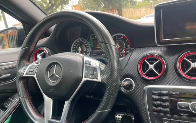 imagem-https://www.socarrao.com.br/sc-vehicle-images-prod/3888203/1789592180461-V2hhdHNBcHAgSW1hZ2UgMjAyNi0wOC0wOCBhdCAxMC4wNC4yNy5qcGVn.jpeg