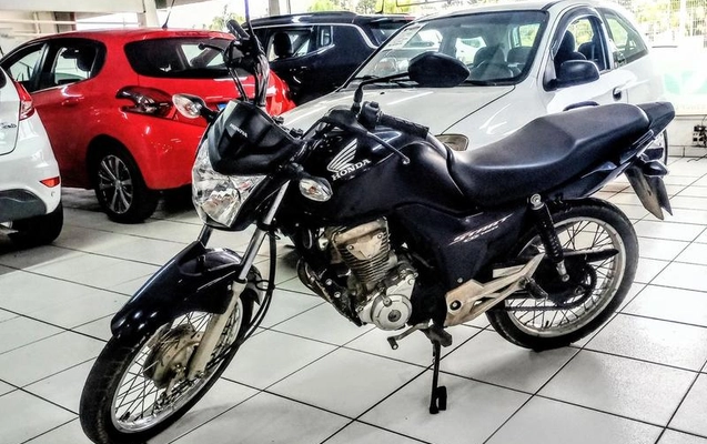 imagem-https://www.socarrao.com.br/sc-vehicle-images-prod/3888237/1789673583969-8484101_7_B_cdfeb87cd7.jpeg