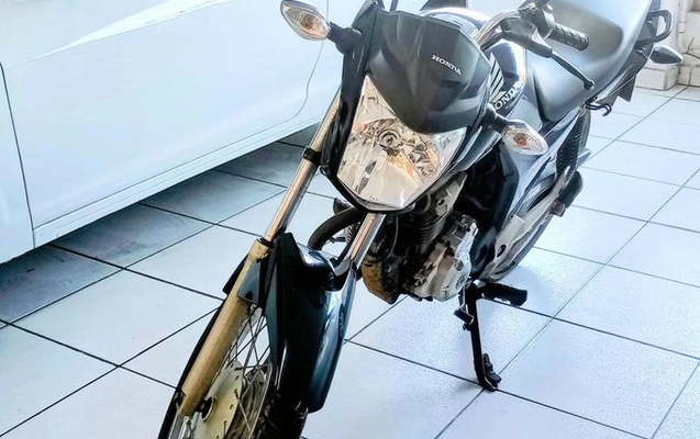 imagem-https://www.socarrao.com.br/sc-vehicle-images-prod/3888237/1789673583983-8484101_6_B_d32411a593.jpeg