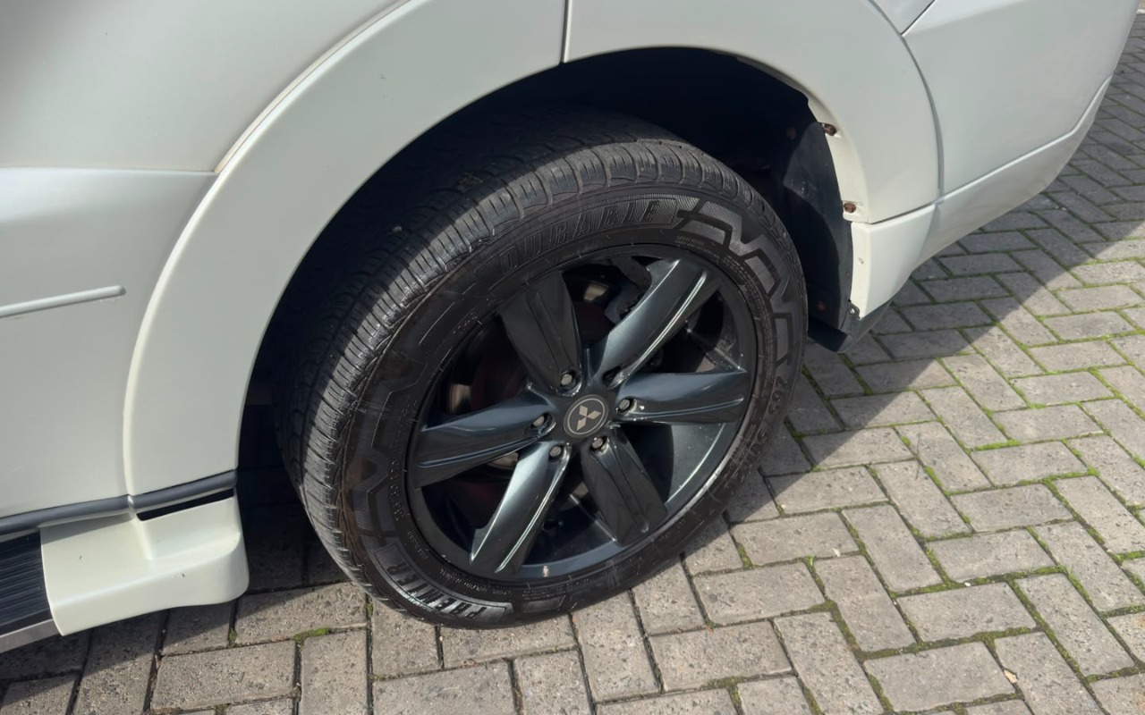 imagem-https://www.socarrao.com.br/sc-vehicle-images-prod/3888258/1789592330226-V2hhdHNBcHAgSW1hZ2UgMjAyNi0wNy0wNiBhdCAxNS4yOC4zNCAoMikuanBlZw.jpeg