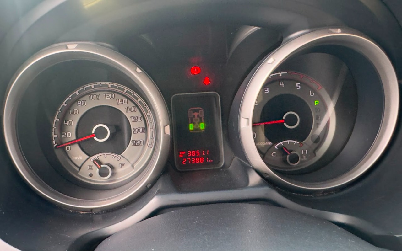 imagem-https://www.socarrao.com.br/sc-vehicle-images-prod/3888258/1789592330512-V2hhdHNBcHAgSW1hZ2UgMjAyNi0wNy0wNiBhdCAxNS4yOC4zNSAoNCkuanBlZw.jpeg