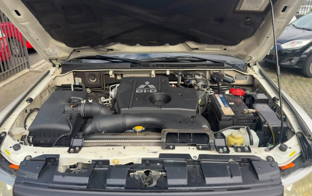 imagem-https://www.socarrao.com.br/sc-vehicle-images-prod/3888258/1789592330683-V2hhdHNBcHAgSW1hZ2UgMjAyNi0wNy0wNiBhdCAxNS4yOC4zNi5qcGVn.jpeg