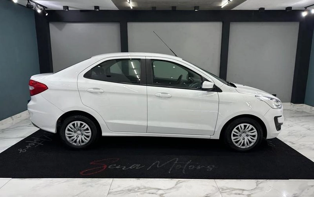 imagem-https://www.socarrao.com.br/sc-vehicle-images-prod/3888269/1790186432221-8408595_2_B_33760f1f65.jpeg