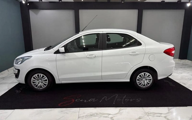imagem-https://www.socarrao.com.br/sc-vehicle-images-prod/3888269/1790186432229-8408595_6_B_09e6ae3605.jpeg