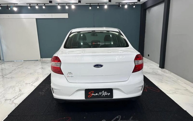 imagem-https://www.socarrao.com.br/sc-vehicle-images-prod/3888269/1790186432235-8408595_8_B_b77f3a7f10.jpeg