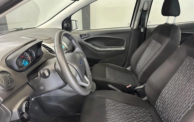 imagem-https://www.socarrao.com.br/sc-vehicle-images-prod/3888269/1790186432241-8408595_9_B_8f4f28c2d5.jpeg