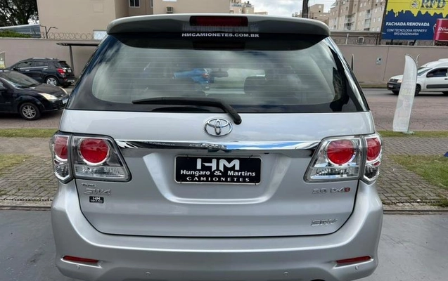 imagem-https://www.socarrao.com.br/sc-vehicle-images-prod/3888270/1789656190999-8483907_18_B_e1090660b1.jpeg