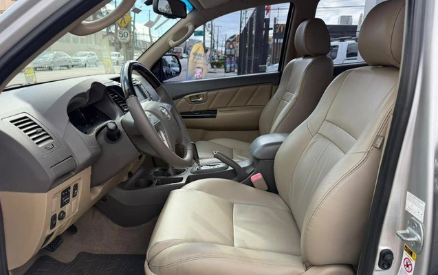 imagem-https://www.socarrao.com.br/sc-vehicle-images-prod/3888270/1789656191000-8483907_0_B_462d32917b.jpeg