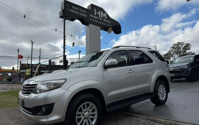 imagem-https://www.socarrao.com.br/sc-vehicle-images-prod/3888270/1789656191007-8483907_19_B_9629fde140.jpeg