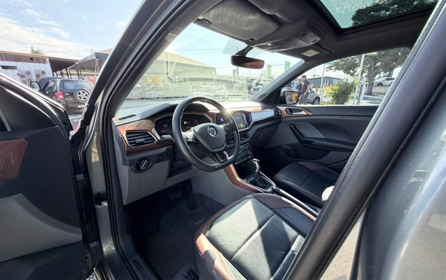 imagem-https://www.socarrao.com.br/sc-vehicle-images-prod/3888305/1789592411645-003_c77396ef5314c0a505ac37da1cb6c990.jpeg