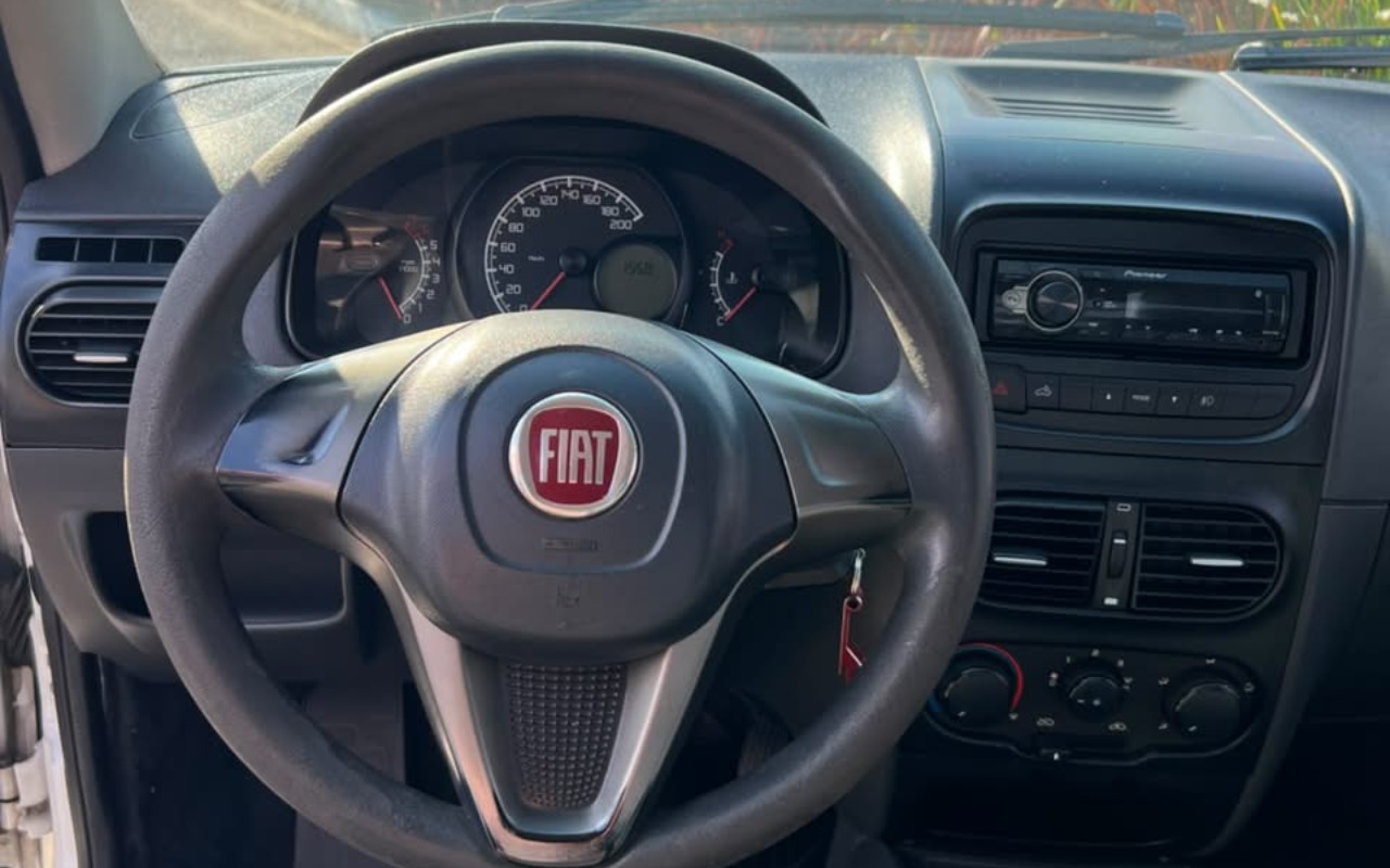 imagem-https://www.socarrao.com.br/sc-vehicle-images-prod/3888319/1789592423615-V2hhdHNBcHAgSW1hZ2UgMjAyNi0wOS0xNiBhdCAxNi40OS4wMi5qcGVn.jpeg