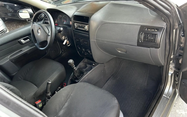 imagem-https://www.socarrao.com.br/sc-vehicle-images-prod/3888333/1789592437319-FlmAbj8G4DseMk6gQf6ZVE4vwxydeTtN.jpg