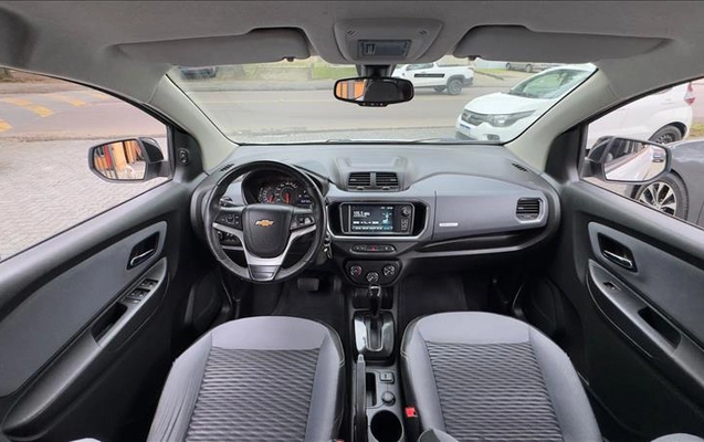 imagem-https://www.socarrao.com.br/sc-vehicle-images-prod/3888481/1789592718636-RHR-1F29_05.jpg