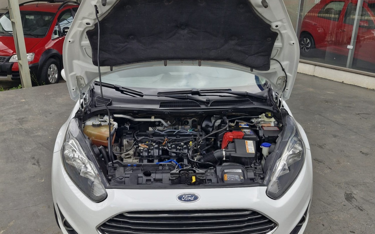 imagem-https://www.socarrao.com.br/sc-vehicle-images-prod/3888486/1789592830724-MTEuanBlZw.jpeg