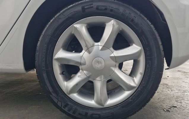 imagem-https://www.socarrao.com.br/sc-vehicle-images-prod/3888486/1789592832281-MjEuanBlZw.jpeg