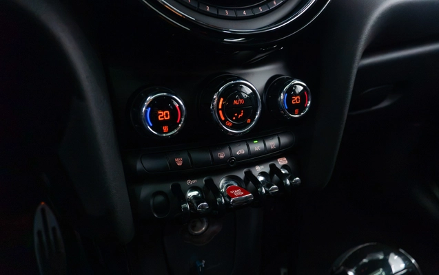 imagem-https://www.socarrao.com.br/sc-vehicle-images-prod/3888488/1789735583754-a74f4b7f-2a81-4464-ac38-1553222144d4.jpg