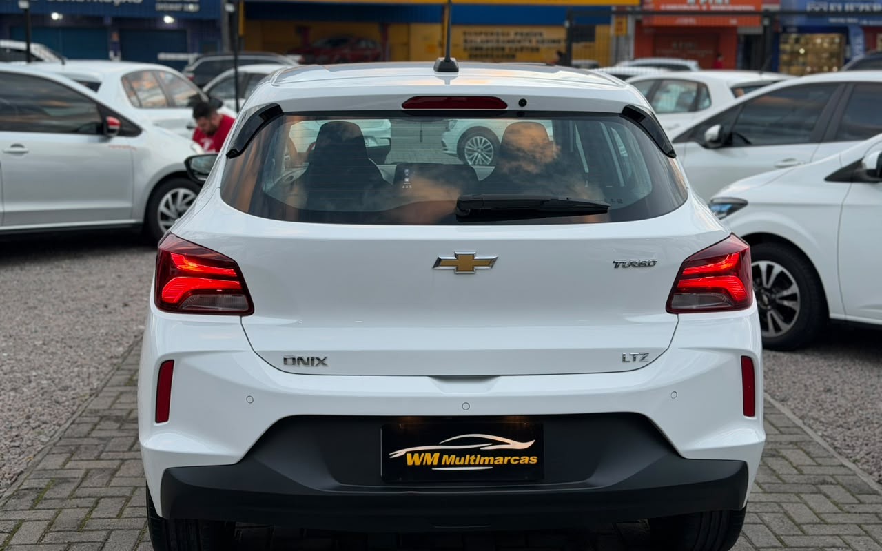 imagem-https://www.socarrao.com.br/sc-vehicle-images-prod/3888506/1789592962621-V2hhdHNBcHAgSW1hZ2UgMjAyNi0wOS0xNSBhdCAxOC4wNy4wNSAoMSkuanBlZw.jpeg