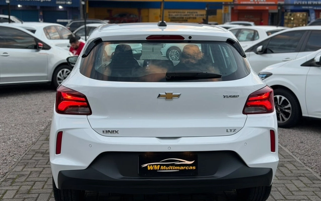 imagem-https://www.socarrao.com.br/sc-vehicle-images-prod/3888506/1789592962621-V2hhdHNBcHAgSW1hZ2UgMjAyNi0wOS0xNSBhdCAxOC4wNy4wNSAoMSkuanBlZw.jpeg