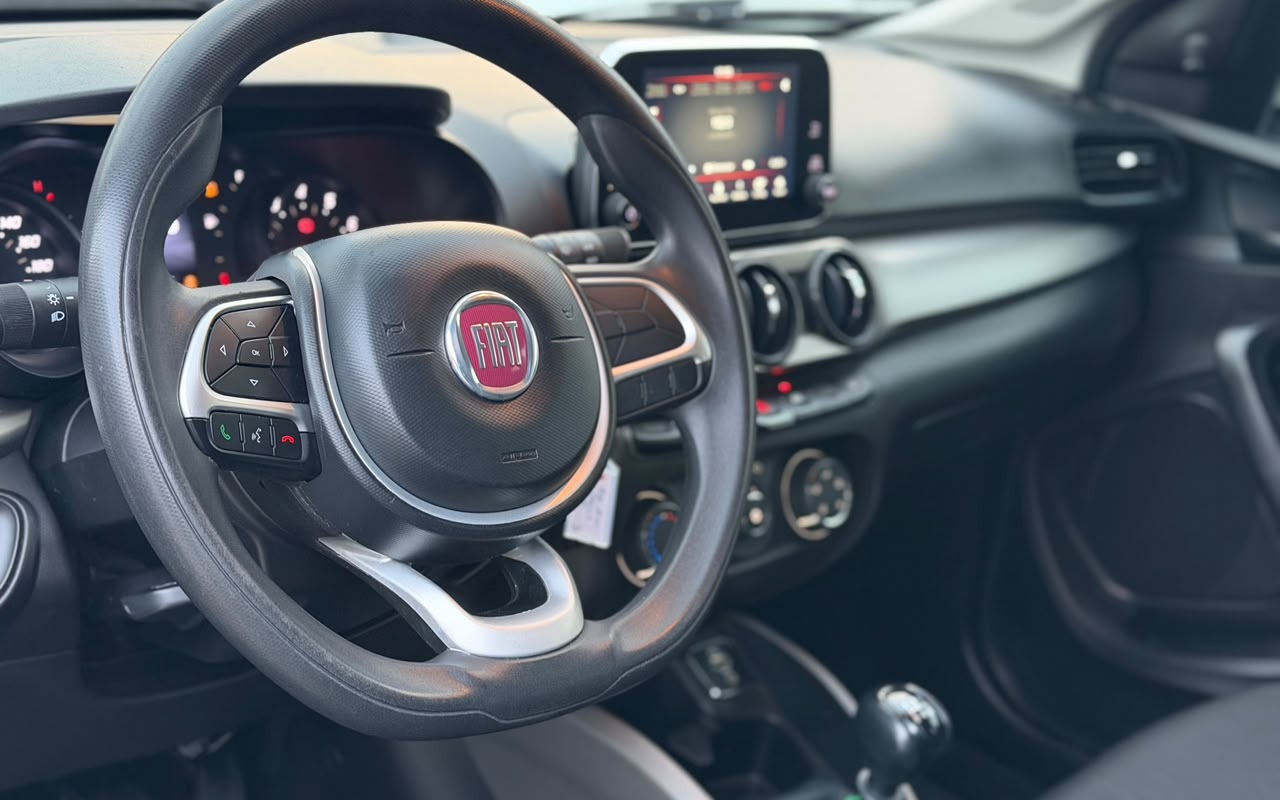 imagem-https://www.socarrao.com.br/sc-vehicle-images-prod/3888616/1789593124068-V2hhdHNBcHAgSW1hZ2UgMjAyNi0wOS0xNiBhdCAxOC4wOS41NyAoMykuanBlZw.jpeg
