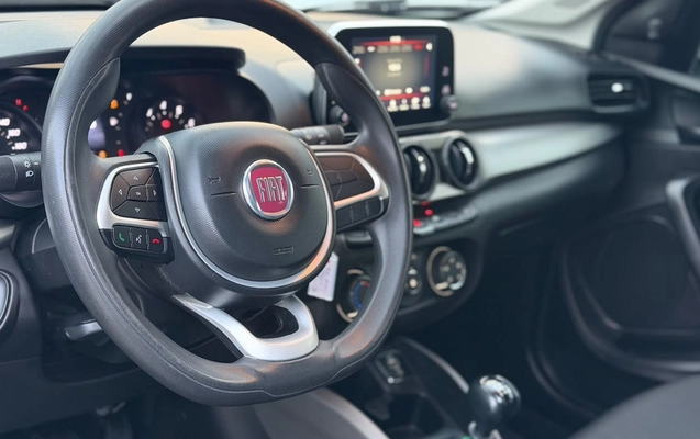 imagem-https://www.socarrao.com.br/sc-vehicle-images-prod/3888616/1789593124068-V2hhdHNBcHAgSW1hZ2UgMjAyNi0wOS0xNiBhdCAxOC4wOS41NyAoMykuanBlZw.jpeg