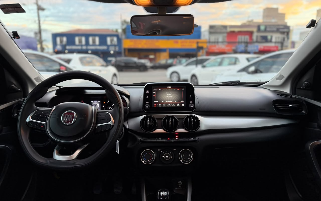 imagem-https://www.socarrao.com.br/sc-vehicle-images-prod/3888616/1789593124125-V2hhdHNBcHAgSW1hZ2UgMjAyNi0wOS0xNiBhdCAxOC4xMC4xMi5qcGVn.jpeg