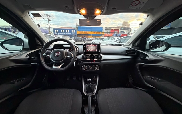 imagem-https://www.socarrao.com.br/sc-vehicle-images-prod/3888616/1789593124176-V2hhdHNBcHAgSW1hZ2UgMjAyNi0wOS0xNiBhdCAxOC4wOS41NyAoNCkuanBlZw.jpeg